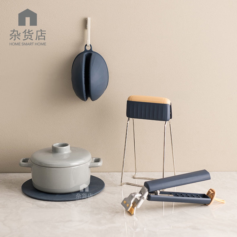 Essential Anti-scalding Kitchen Tools / Gripper / Clamp / Insulation Pad / Silicone Mittens