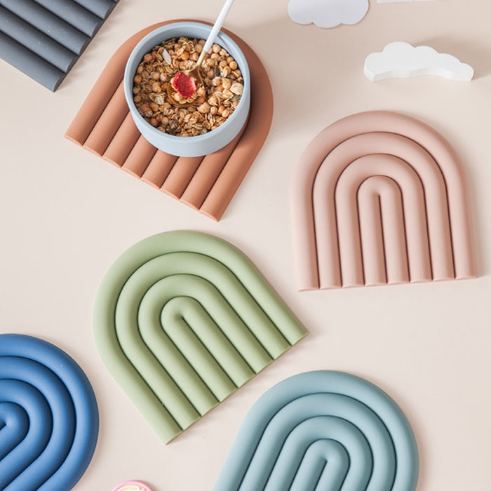 Soft Silicone Rainbow Insulation Pad / Coaster