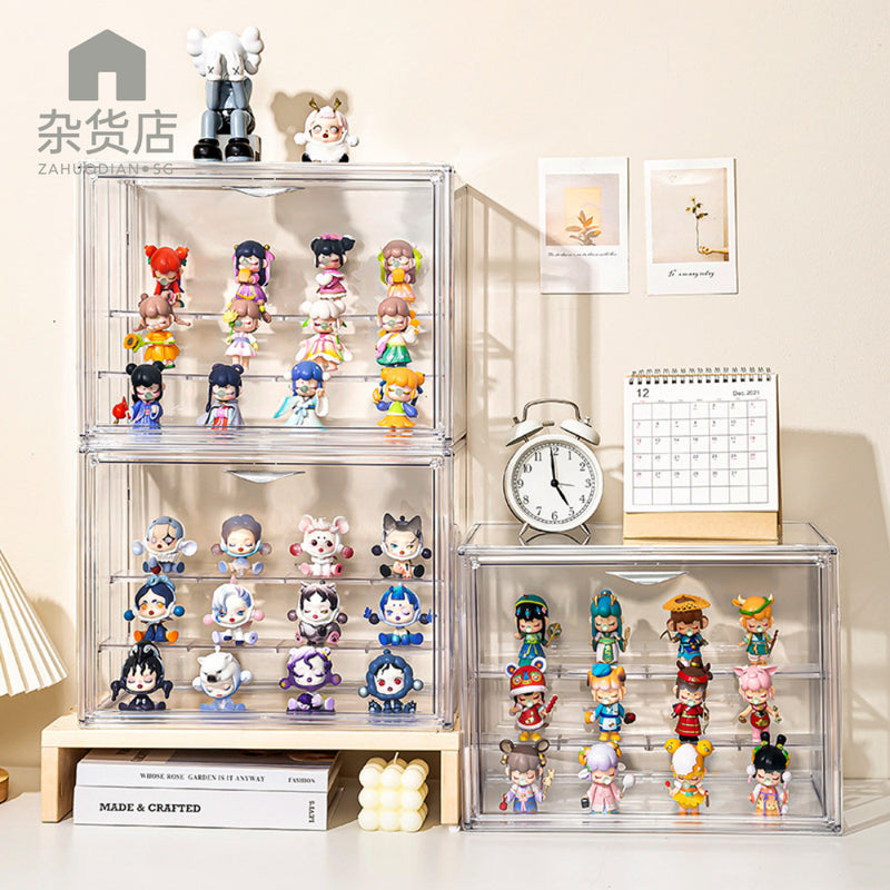 Clear Magnetic Display Case & Storage Box for Figurines and Collectibles, Hand Bags, Perfumes & More - Large Size